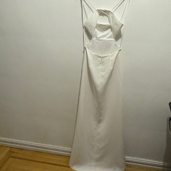 Halston Heritage Asher cutout spaghetti strap maxi dress in white - Picture 5 of 11